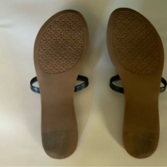 Tory Burch Gabriel Leather Flat Thong Sandals Size 8 - Picture 3 of 8